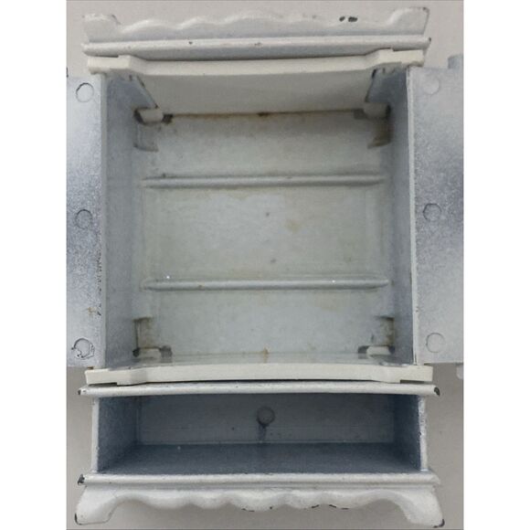 1980 Mattel The Littles Armoire Wardrobe #1796-3099 Die-Cast Metal Hong Kong Dol - Picture 10 of 12